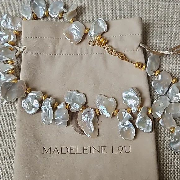 Madeleine Lou Keishi Pearl & Gold Necklace - Picture 5 of 8